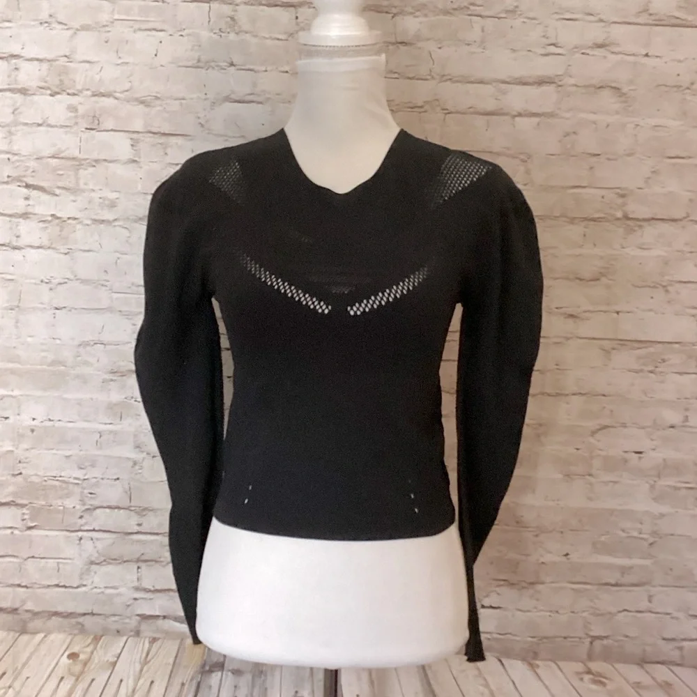 Fabletics black Sarah Sculpknit long sleeve top